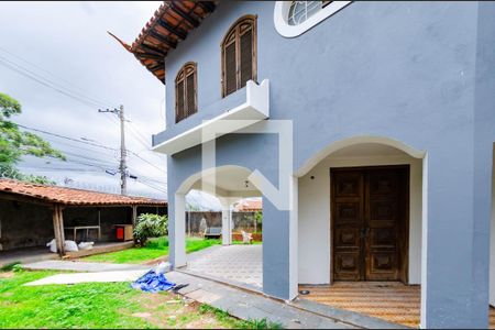Casa à venda com 280m², 5 quartos e 7 vagasÁrea externa