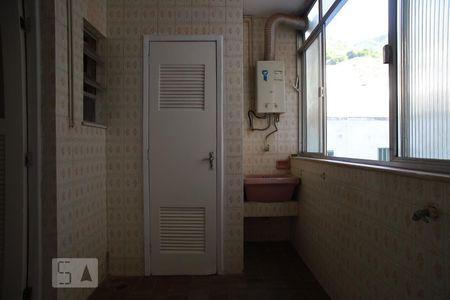 Apartamento para alugar com 110m², 3 quartos e 1 vagaÁrea de Serviço