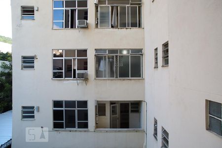 Apartamento para alugar com 110m², 3 quartos e 1 vagaÁrea de Serviço Vista