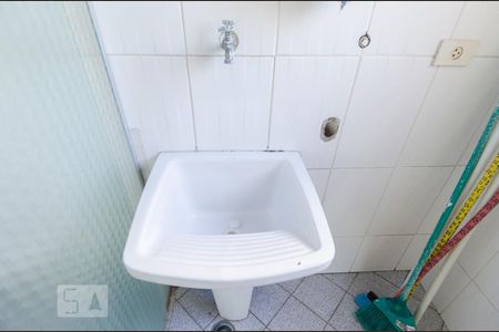 Apartamento para alugar com 68m², 3 quartos e 1 vagaÁrea de serviço