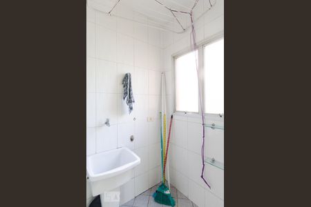 Apartamento para alugar com 68m², 3 quartos e 1 vagaÁrea de serviço