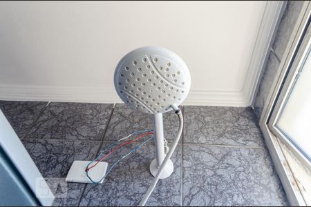 Apartamento à venda com 60m², 2 quartos e 1 vagaBanheiro - chuveiro elétrico