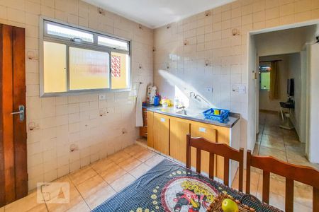 Casa à venda com 114m², 2 quartos e 2 vagasCozinha