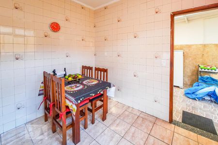 Casa à venda com 114m², 2 quartos e 2 vagasCozinha