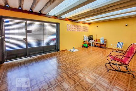 Casa à venda com 114m², 2 quartos e 2 vagasGaragem