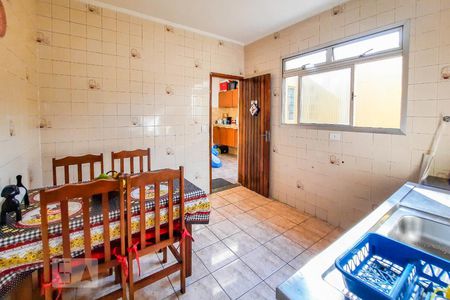 Casa à venda com 114m², 2 quartos e 2 vagasCozinha