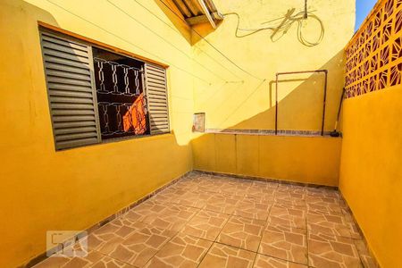 Casa à venda com 114m², 2 quartos e 2 vagasQuintal