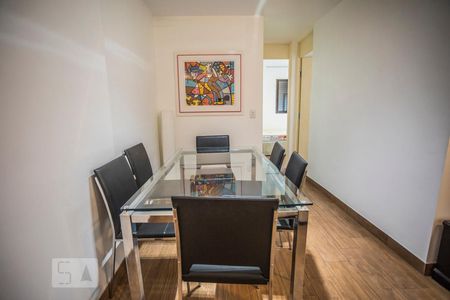 Apartamento à venda com 50m², 2 quartos e 1 vagaSala de Jantar
