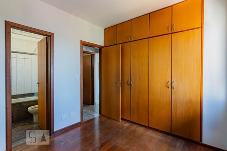 Apartamento para alugar com 70m², 1 quarto e 1 vaga Apartamento para alugar com 70m², 1 quarto e 1 vagaQuarto Suíte