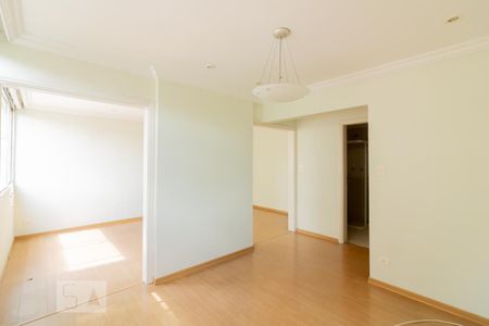 Apartamento à venda com 85m², 2 quartos e 1 vagaSala