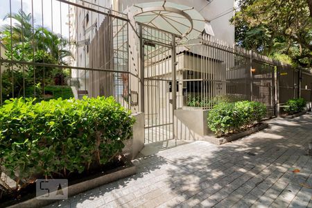 Apartamento à venda com 85m², 2 quartos e 1 vagaFachada