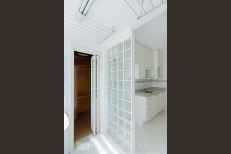 Apartamento à venda com 85m², 2 quartos e 1 vagaÁrea de Serviço4