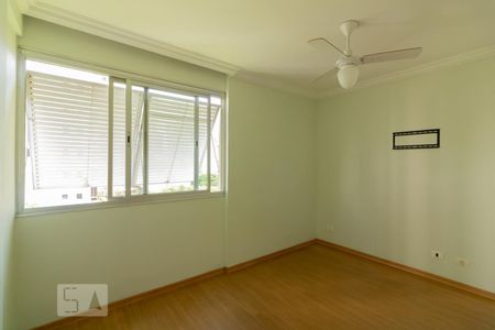 Apartamento à venda com 85m², 2 quartos e 1 vagaSuíte