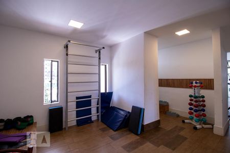 Apartamento para alugar com 100m², 1 quarto e 2 vagas Apartamento para alugar com 100m², 1 quarto e 2 vagasÁrea comum - Academia