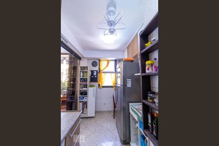 Apartamento para alugar com 100m², 1 quarto e 2 vagas Apartamento para alugar com 100m², 1 quarto e 2 vagasCozinha