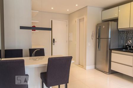 Sala/Cozinha de apartamento para alugar com 1 quarto, 55m² em Vila Nova Conceição, São Paulo