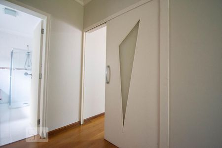 Casa à venda com 800m², 4 quartos e 6 vagasBanheiro da Suíte 3