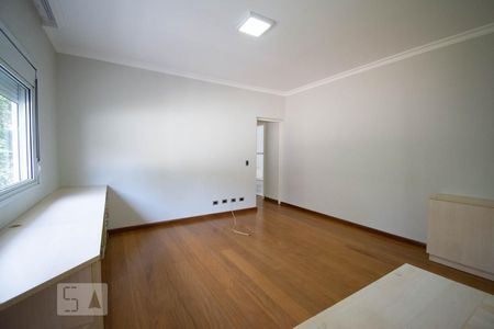 Casa à venda com 800m², 4 quartos e 6 vagasSuíte 3