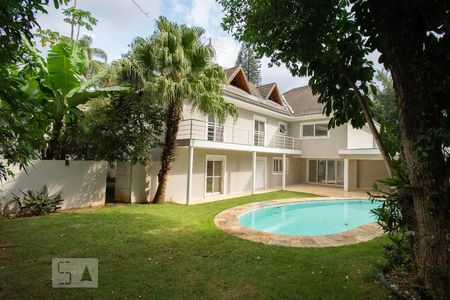Casa à venda com 800m², 4 quartos e 6 vagasPiscina