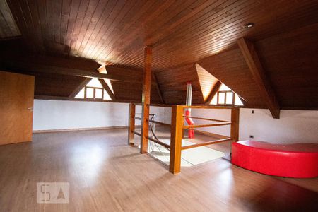 Casa à venda com 800m², 4 quartos e 6 vagasEstúdio