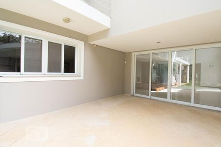 Casa à venda com 800m², 4 quartos e 6 vagasPiscina
