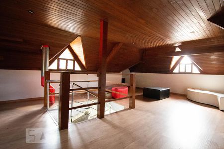 Casa à venda com 800m², 4 quartos e 6 vagasEstúdio