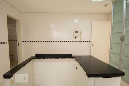 Casa à venda com 800m², 4 quartos e 6 vagasCozinha