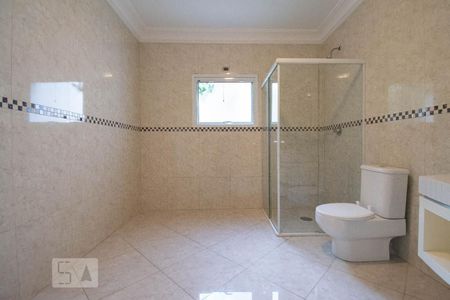 Casa à venda com 800m², 4 quartos e 6 vagasBanheiro da Suíte 4