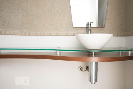 Casa à venda com 800m², 4 quartos e 6 vagasLavabo