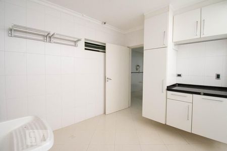 Casa à venda com 800m², 4 quartos e 6 vagasÁrea de Serviço