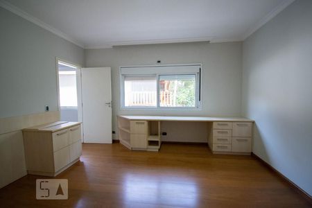 Casa à venda com 800m², 4 quartos e 6 vagasSuíte 3