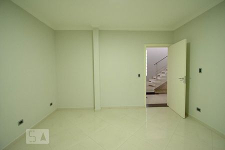 Casa à venda com 800m², 4 quartos e 6 vagasQuarto reversível 