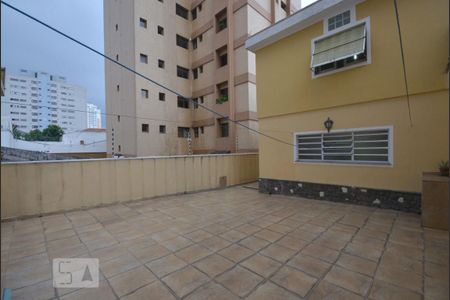 Casa para alugar com 300m², 3 quartos e 2 vagas Casa para alugar com 300m², 3 quartos e 2 vagasArea Externa