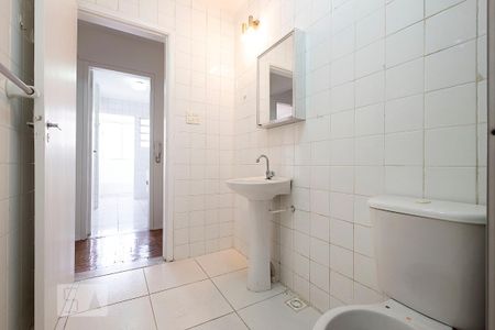 Banheiro de apartamento para alugar com 1 quarto, 45m² em Perdizes, São Paulo
