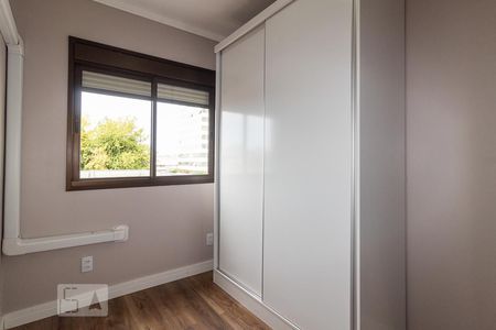 Quarto 1 de apartamento para alugar com 3 quartos, 79m² em São Geraldo, Porto Alegre