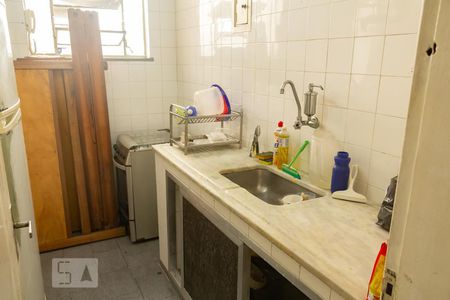 Apartamento para alugar com 70m², 2 quartos e sem vagacozinha