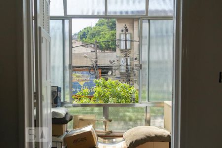 Apartamento para alugar com 70m², 2 quartos e sem vagavaranda do quarto