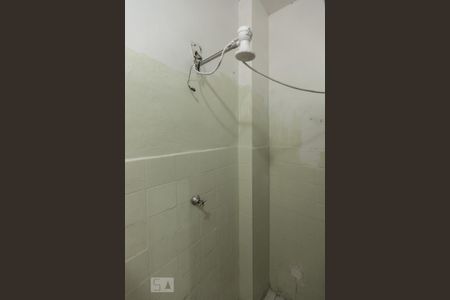 Banheiro de apartamento para alugar com 2 quartos, 76m² em Santa Ifigênia, São Paulo