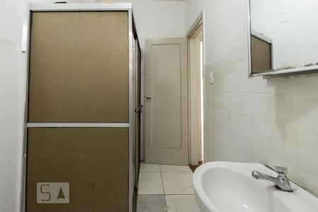 Banheiro de apartamento para alugar com 2 quartos, 76m² em Santa Ifigênia, São Paulo