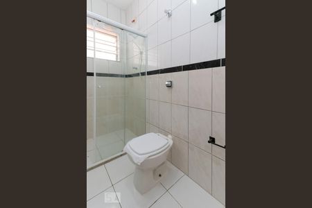 Casa à venda com 100m², 2 quartos e 1 vaga Casa à venda com 100m², 2 quartos e 1 vagaBanheiro