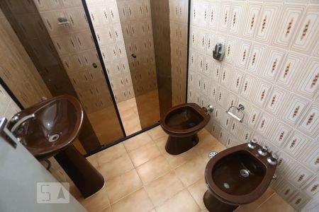 Casa para alugar com 132m², 3 quartos e 2 vagasBanheiro da Suíte