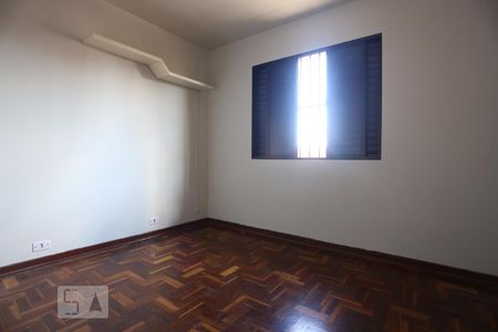 Casa para alugar com 132m², 3 quartos e 2 vagasQuarto 2