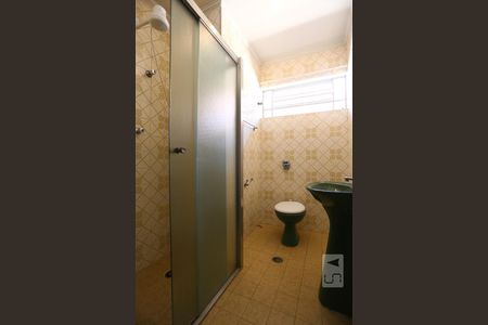 Casa para alugar com 132m², 3 quartos e 2 vagasBanheiro Social