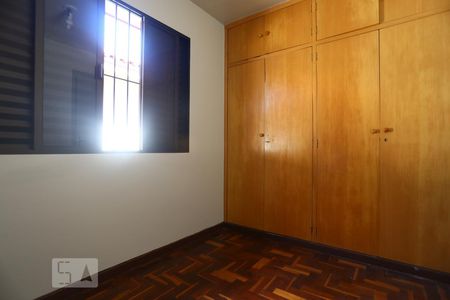 Casa para alugar com 132m², 3 quartos e 2 vagasQuarto 1
