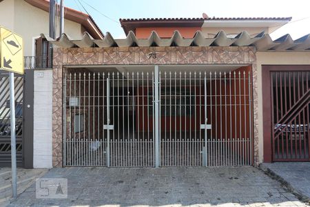 Casa para alugar com 132m², 3 quartos e 2 vagasFachada da Casa