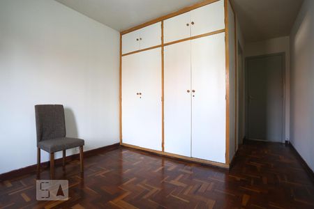 Casa para alugar com 132m², 3 quartos e 2 vagasSuíte