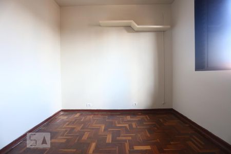 Casa para alugar com 132m², 3 quartos e 2 vagasQuarto 2