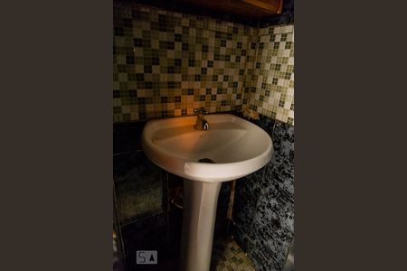 Apartamento à venda com 160m², 3 quartos e 1 vaga Apartamento à venda com 160m², 3 quartos e 1 vagaBanheiro