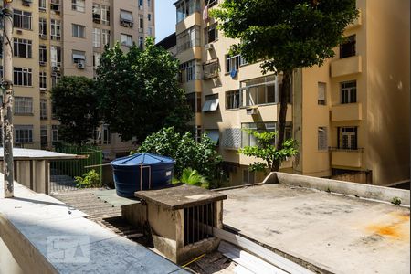 Apartamento à venda com 160m², 3 quartos e 1 vaga Apartamento à venda com 160m², 3 quartos e 1 vagaVista