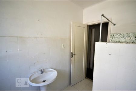 Apartamento para alugar com 120m², 3 quartos e sem vagaBanheiro